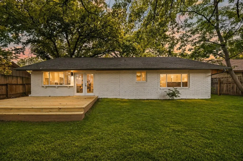 9219 Hunters Trace E Austin TX 78758