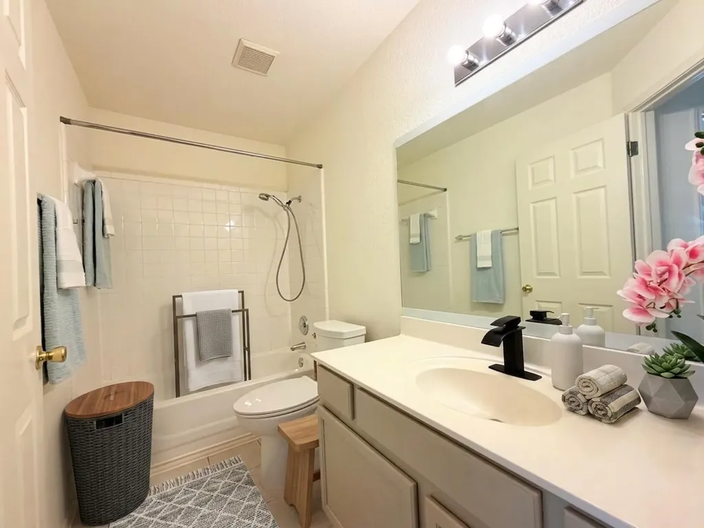 9802 Copper Creek Drive Austin TX 78729