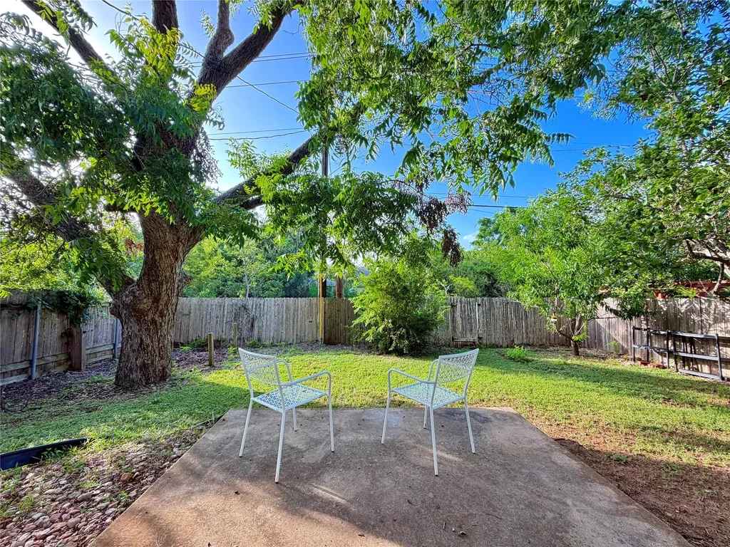 9802 Copper Creek Drive Austin TX 78729