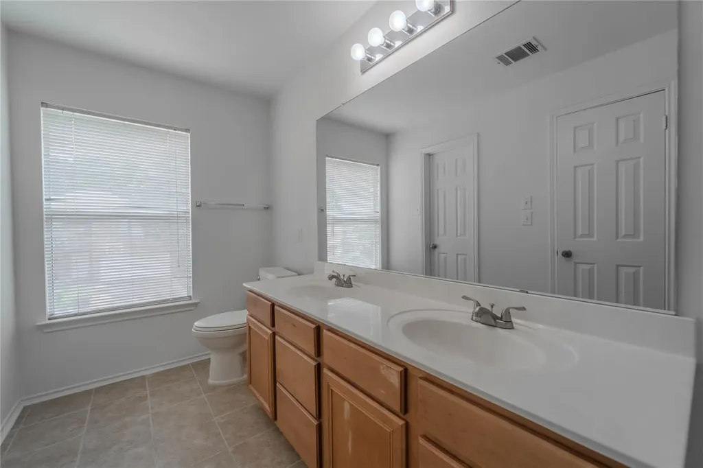 2000 Elk Ridge Cove Round Rock TX 78665