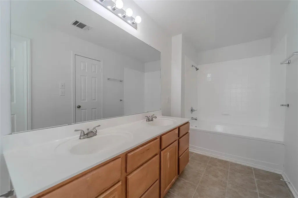 2000 Elk Ridge Cove Round Rock TX 78665
