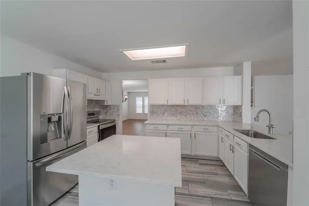 2000 Elk Ridge Cove Round Rock TX 78665