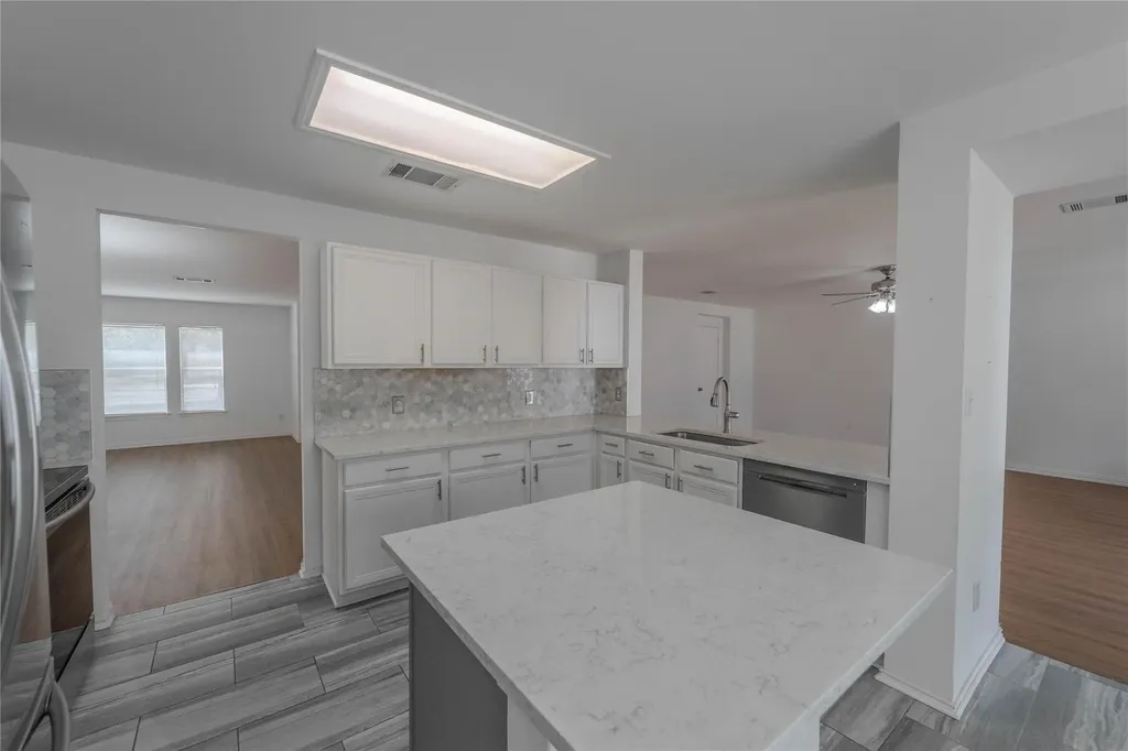 2000 Elk Ridge Cove Round Rock TX 78665