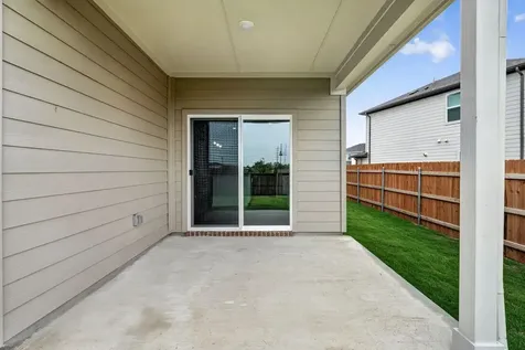 95 Flowers Avenue Hutto TX 78634