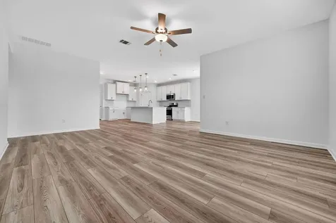 95 Flowers Avenue Hutto TX 78634