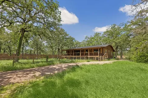 127 Marina Road Smithville TX 78957