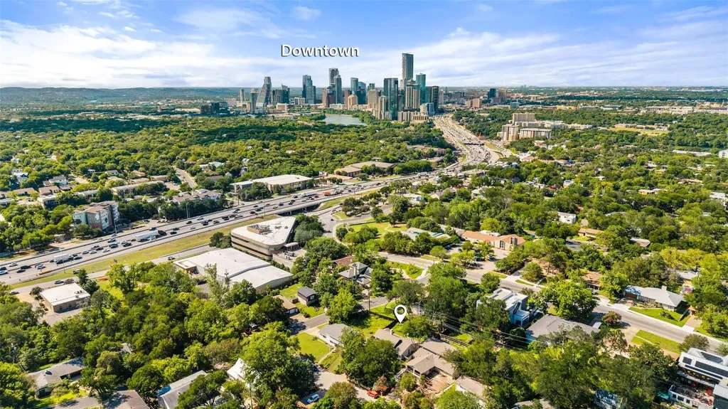 1702 Deerfield Drive Austin TX 78741