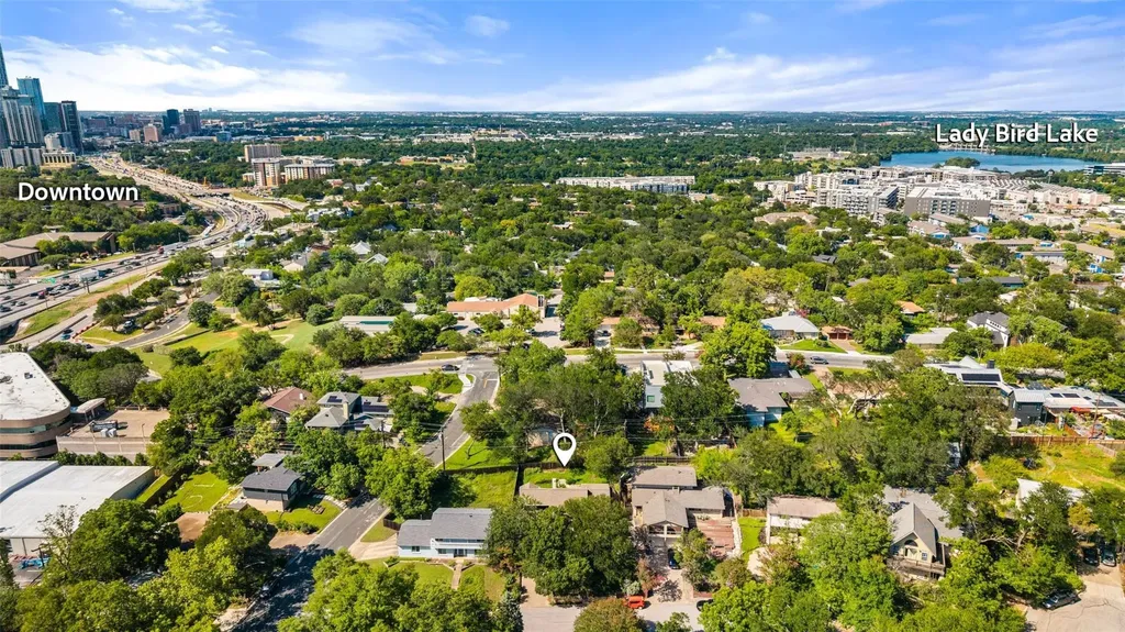 1702 Deerfield Drive Austin TX 78741