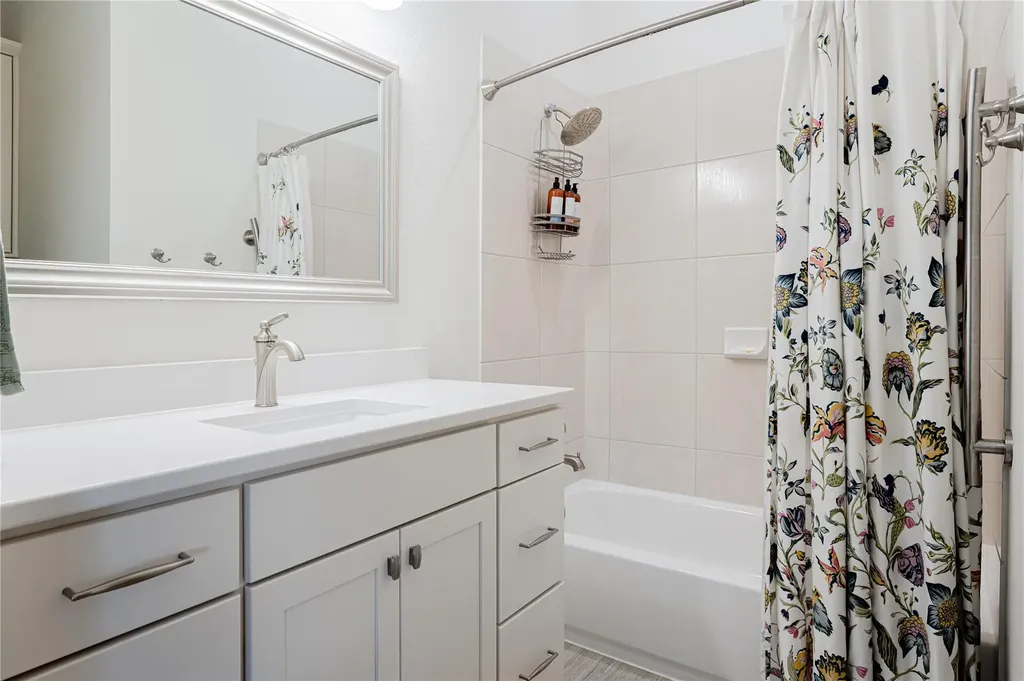 329 Adams Street Georgetown TX 78628