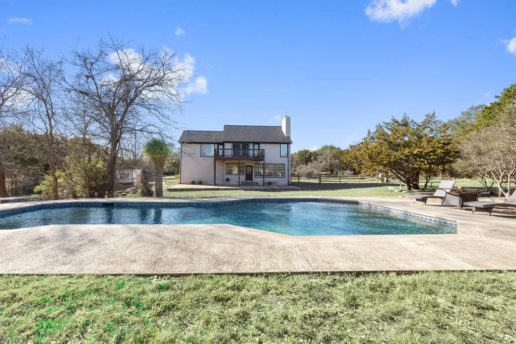 15501 Fox Run Drive Austin TX 78737