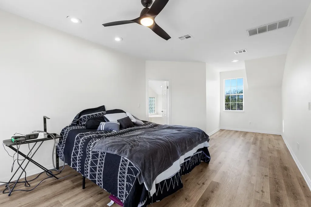 15501 Fox Run Drive Austin TX 78737