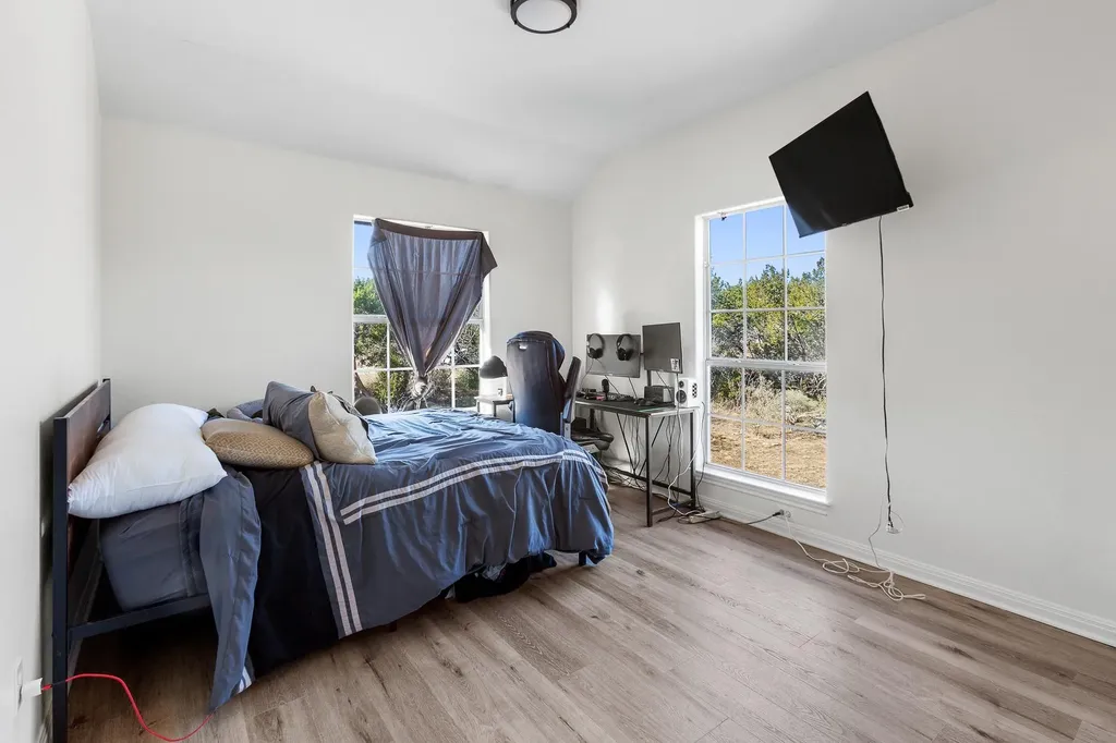 15501 Fox Run Drive Austin TX 78737