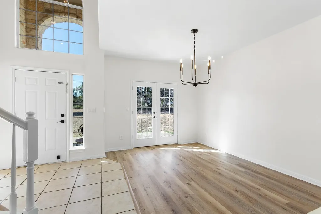 15501 Fox Run Drive Austin TX 78737