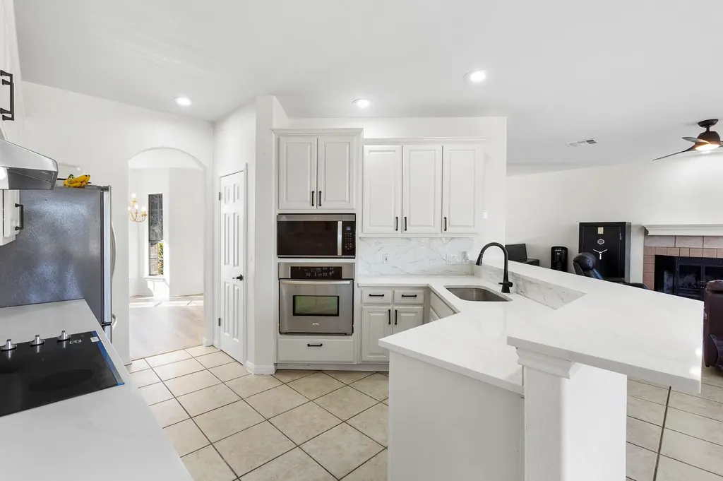 15501 Fox Run Drive Austin TX 78737