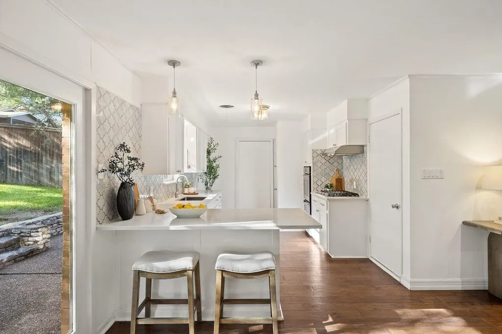 7906 Northforest Drive Austin TX 78759