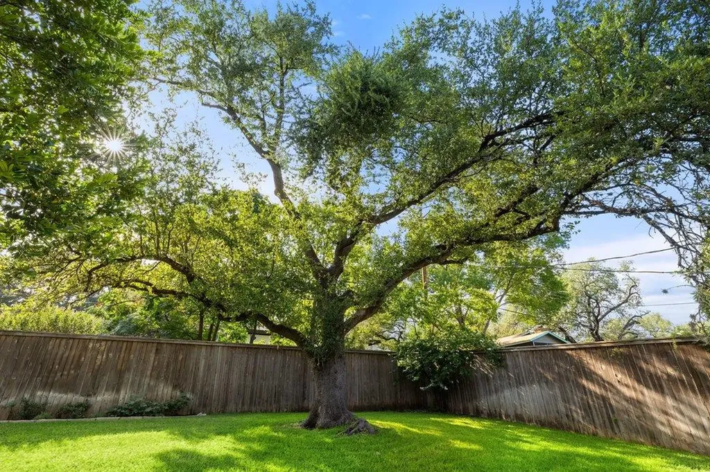 7906 Northforest Drive Austin TX 78759
