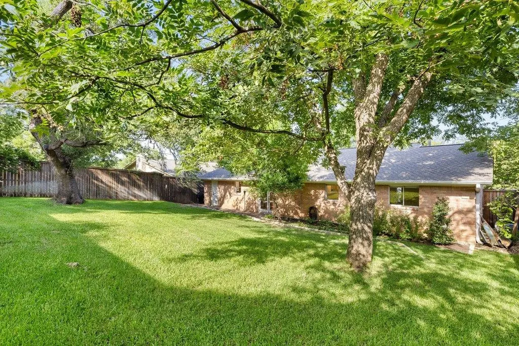 7906 Northforest Drive Austin TX 78759