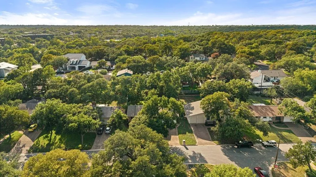 7906 Northforest Drive Austin TX 78759