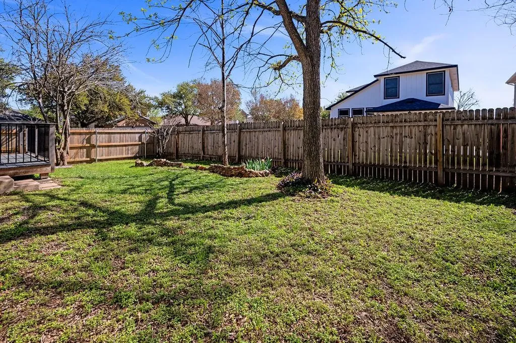 1001 Apple Cross Drive Pflugerville TX 78660