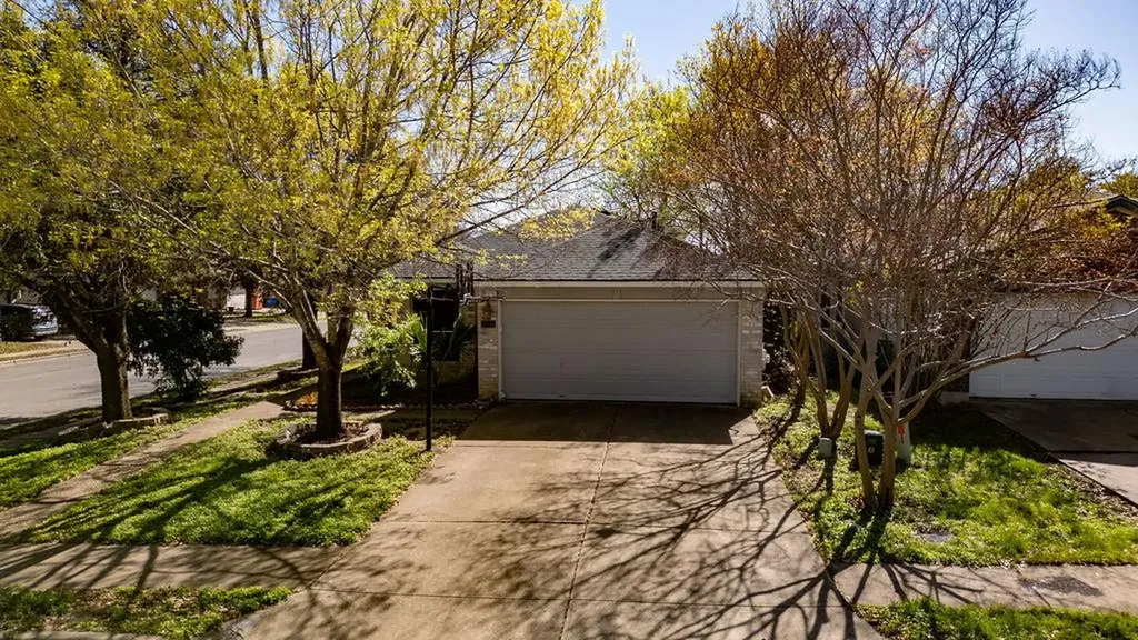 1001 Apple Cross Drive Pflugerville TX 78660