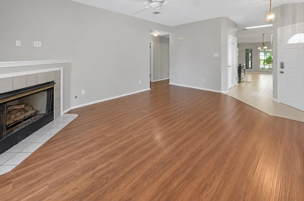 1001 Apple Cross Drive Pflugerville TX 78660