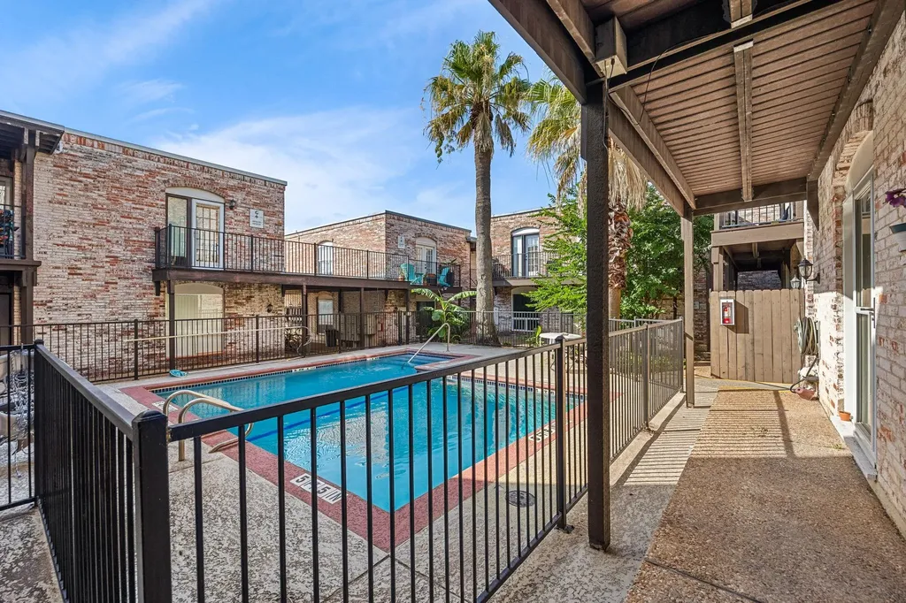 6501 E Hill Drive Austin TX 78731