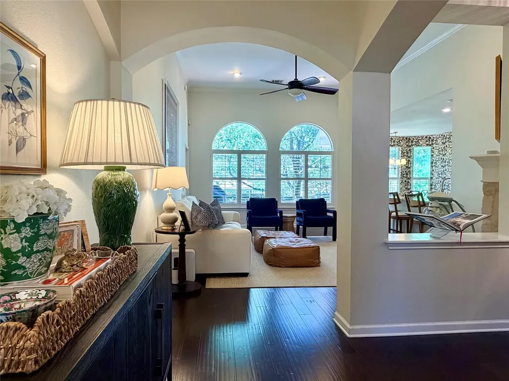 11508 Emerald Falls Drive Austin TX 78738