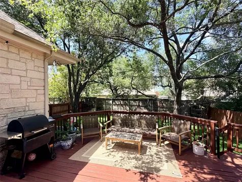 11508 Emerald Falls Drive Austin TX 78738