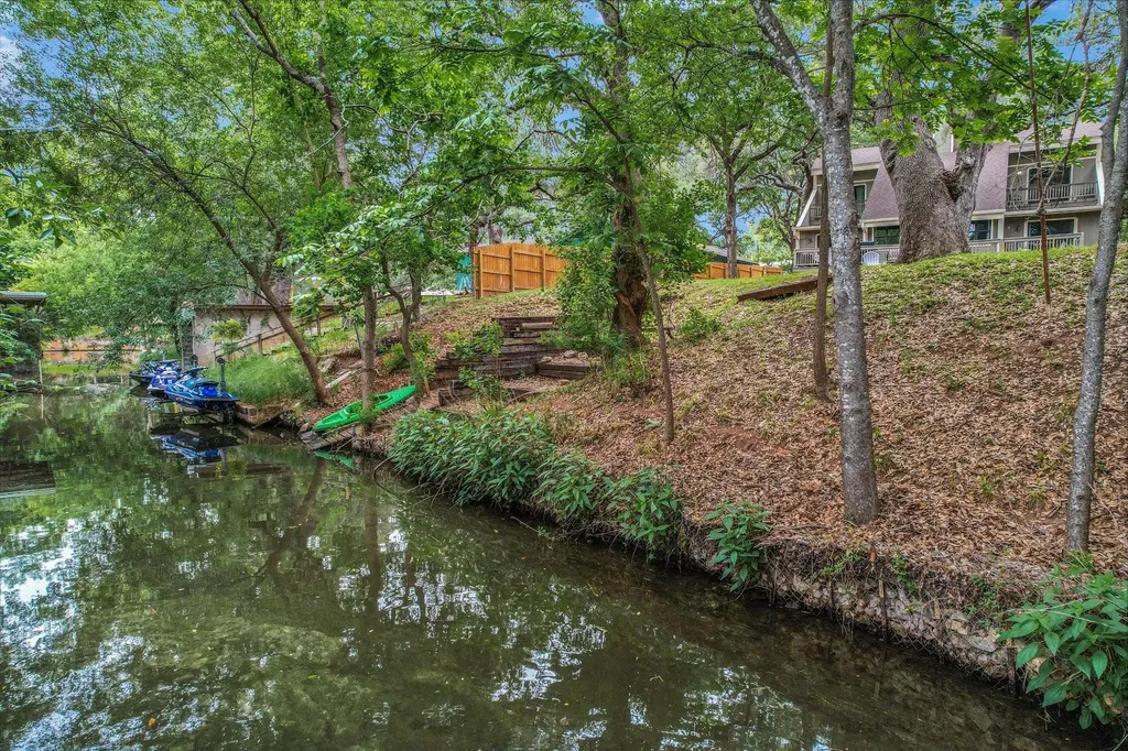 5307 Shady Oaks Circle Kingsland TX 78639