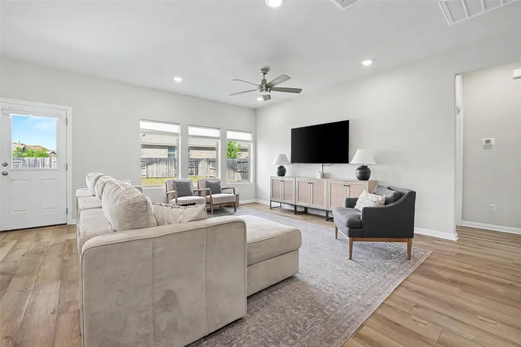 310 Running M Street Georgetown TX 78633