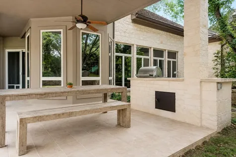 8616 Mendocino Drive Austin TX 78735
