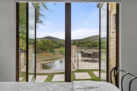 101 Rolling Hills Road Blanco TX 78606