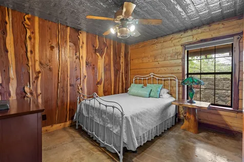 101 Rolling Hills Road Blanco TX 78606