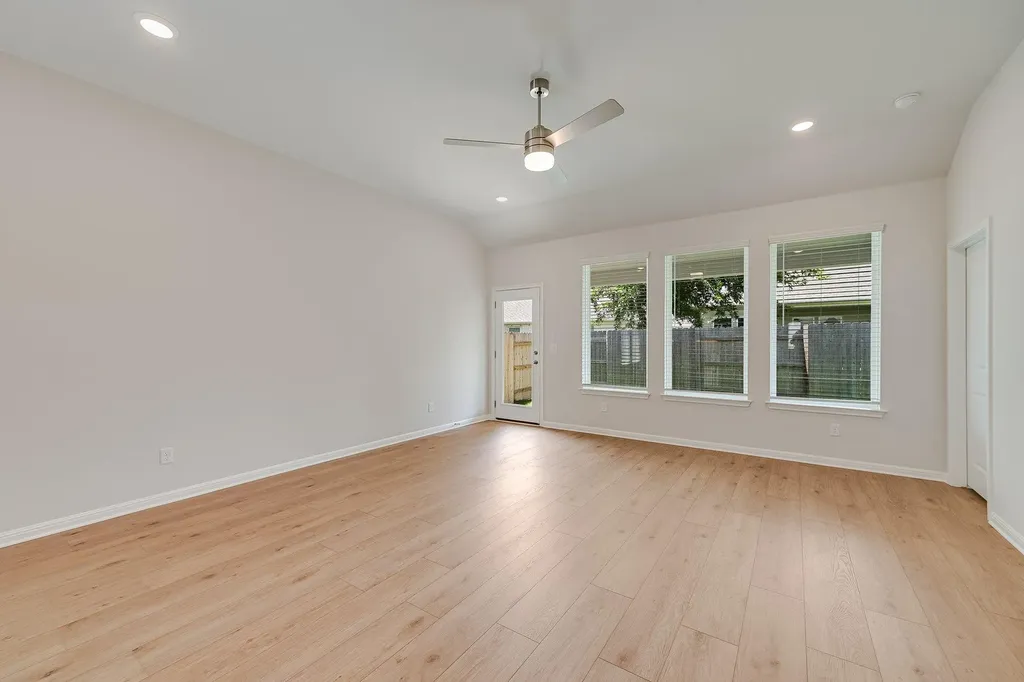 167 Grand Canyon Way Kyle TX 78640