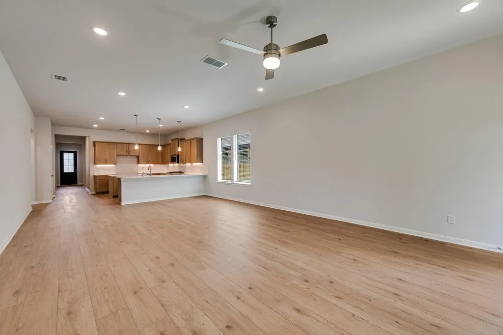 167 Grand Canyon Way Kyle TX 78640