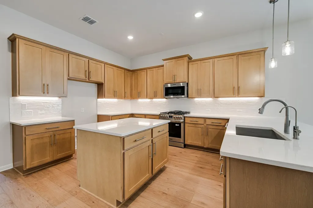 167 Grand Canyon Way Kyle TX 78640