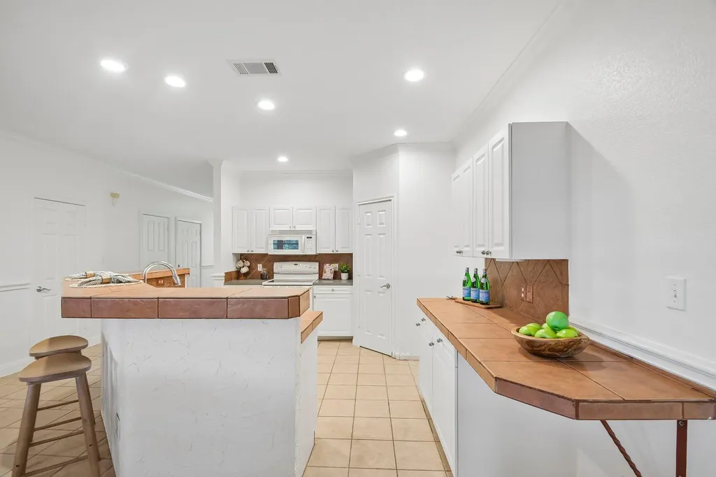 20609 Bridal Path Road Lago Vista TX 78645