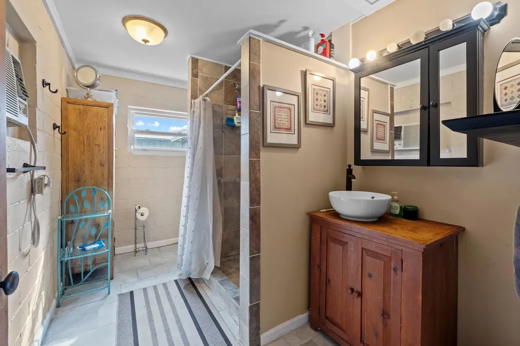 24221 Pedernales Cliff Trail Spicewood TX 78669