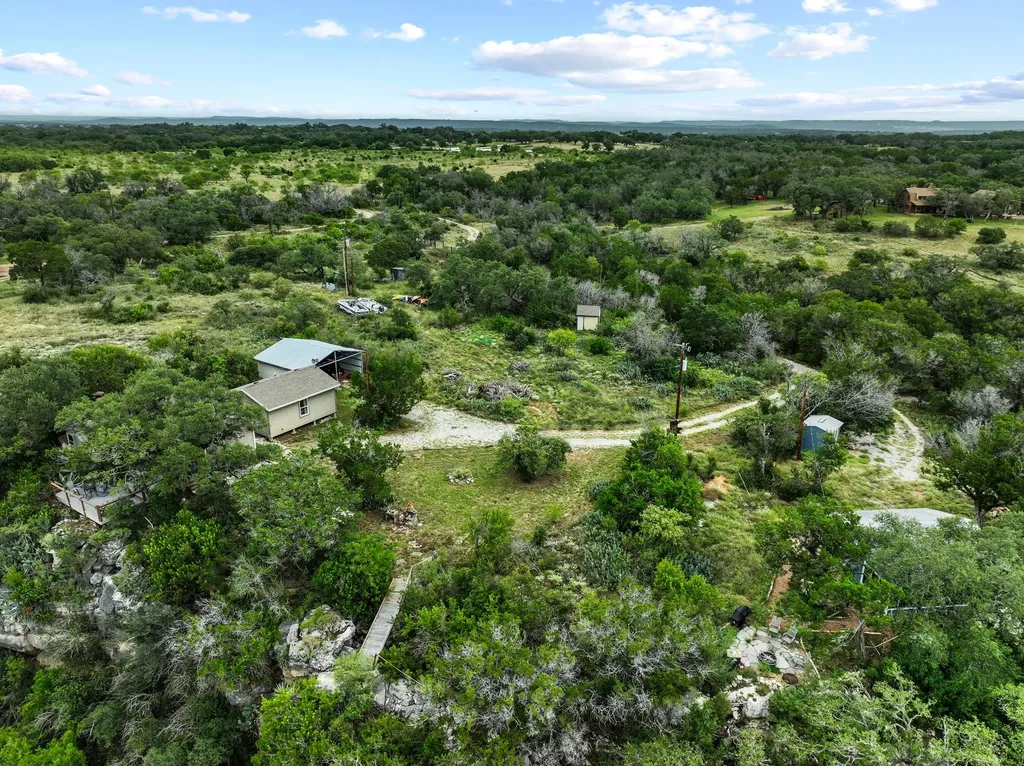 24221 Pedernales Cliff Trail Spicewood TX 78669