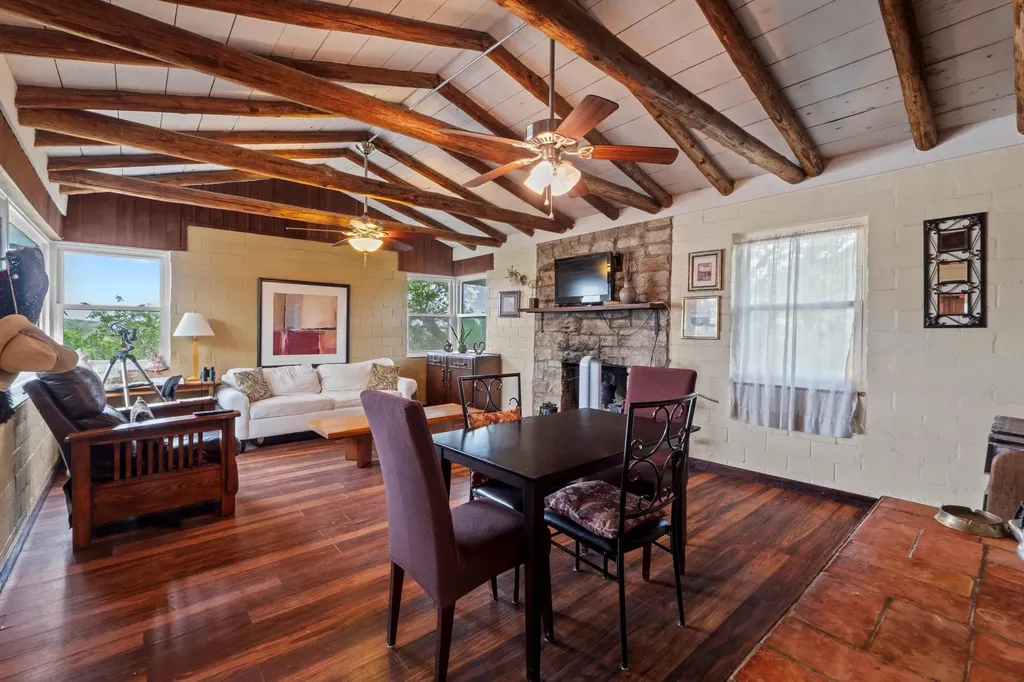 24221 Pedernales Cliff Trail Spicewood TX 78669