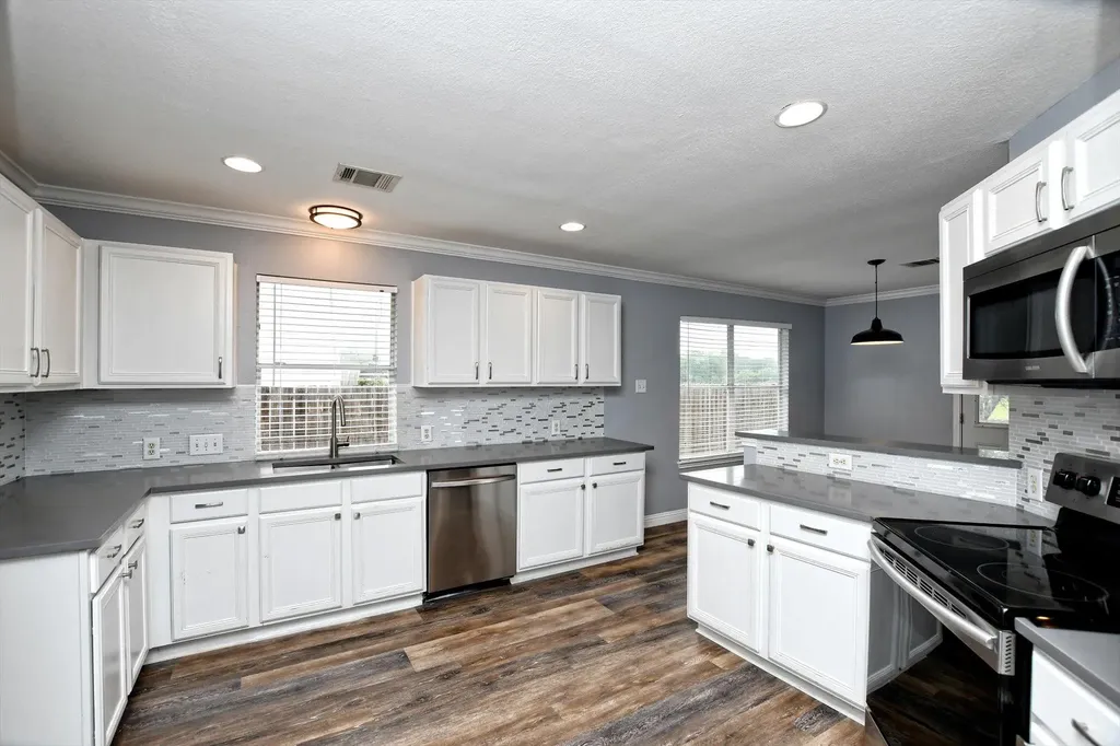 2307 Logan Drive Round Rock TX 78664