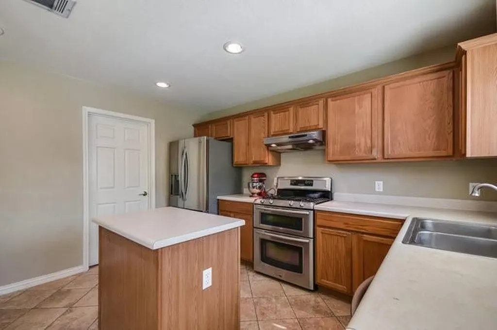1102 Port Daniel Drive Leander TX 78641