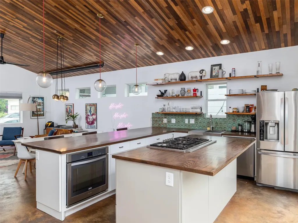 1109 Angelina Street Austin TX 78702