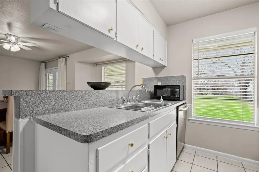 405 E Grady Drive Austin TX 78753