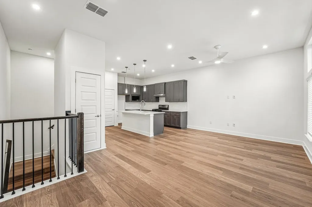 200 W 56th Street Austin TX 78751