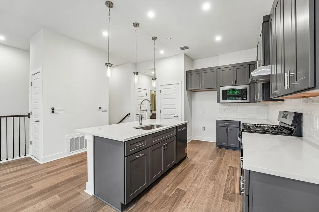 200 W 56th Street Austin TX 78751