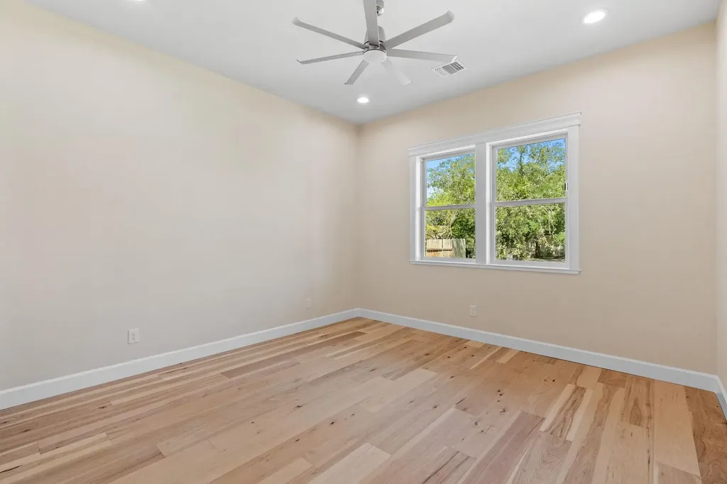 1399 Hi Circle S Horseshoe Bay TX 78657