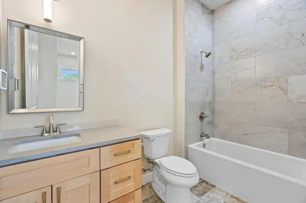 1399 Hi Circle S Horseshoe Bay TX 78657