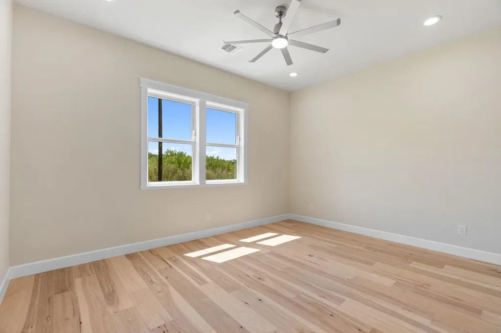 1399 Hi Circle S Horseshoe Bay TX 78657