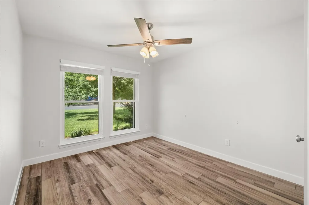5006 Trail West Drive Austin TX 78735